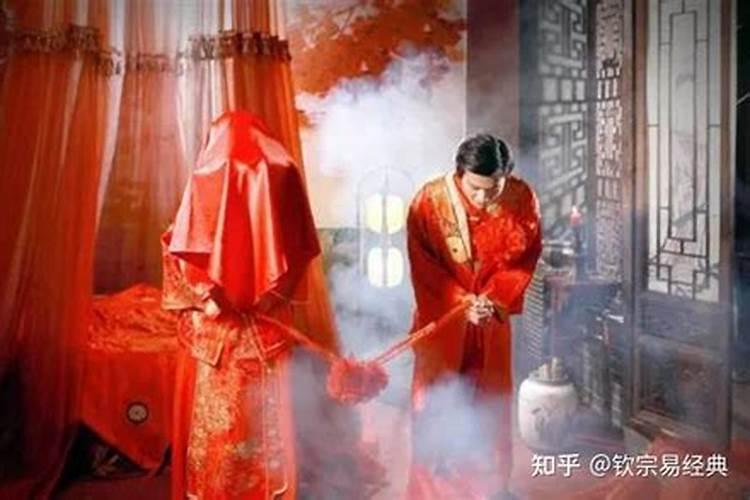 潘教授:看男女命中有哪些“桃花”危机