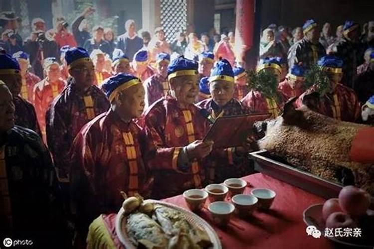 为啥古代表兄妹可以结婚而堂兄妹就不行？这二者从情理上讲没区别啊？百...