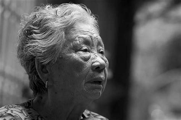梦见死去的老板娘