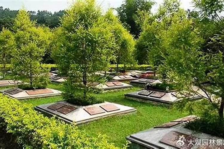 请问寺庙里面的法事灵验么？
