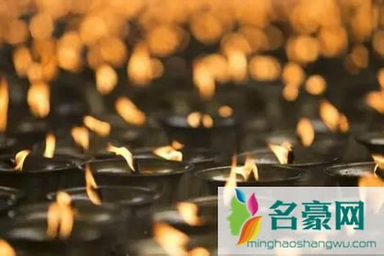 梦见手被蛇咬了是什么意思？