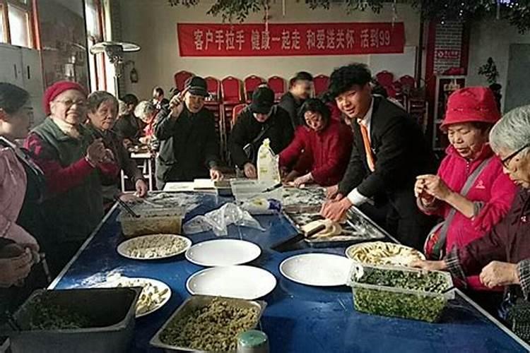 梦到在世的亲人去世是什么意思,梦见活着的亲人去世