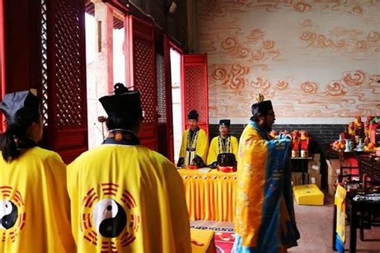 如果父母都不在了女儿一年要烧几次纸分别是什么时间去烧