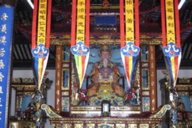 八字相合的人就是有缘分吗,八字全合几率有多大,是不是绝对都在一起了...