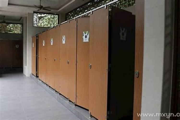 梦见厕所是什么预兆？
