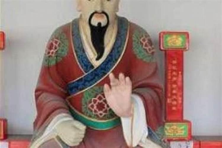 一九八六年八月十二号晚上十点出生是什么命运。求指点迷津