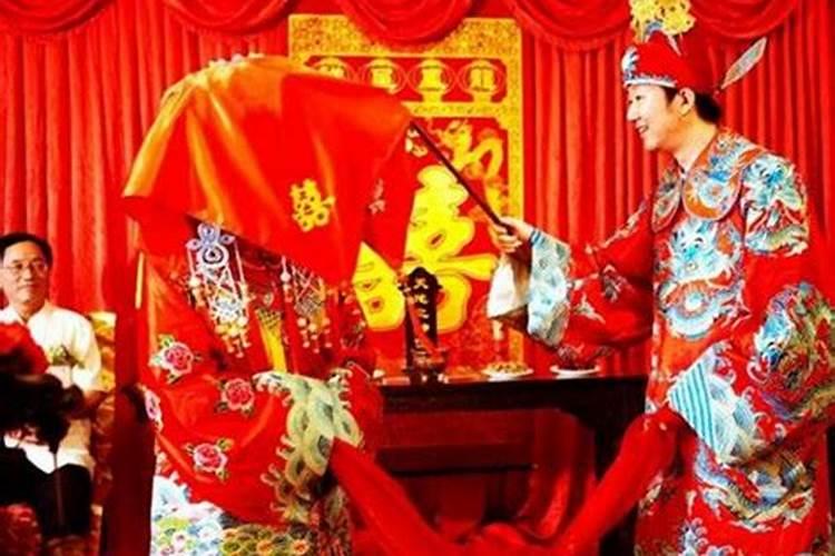 “算卦”时,大师都会问到“八字”,他们用“八字”究竟能算出哪些...