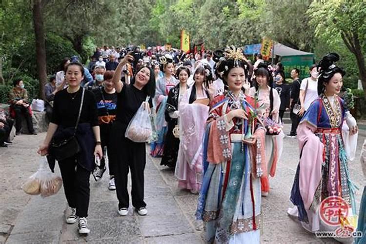 济南千佛山庙会什么时候开始济南千佛山庙会时间及活动安排