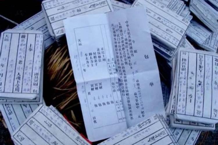让对方疯狂想你的民间法术,说什么话让男人疯狂想你？