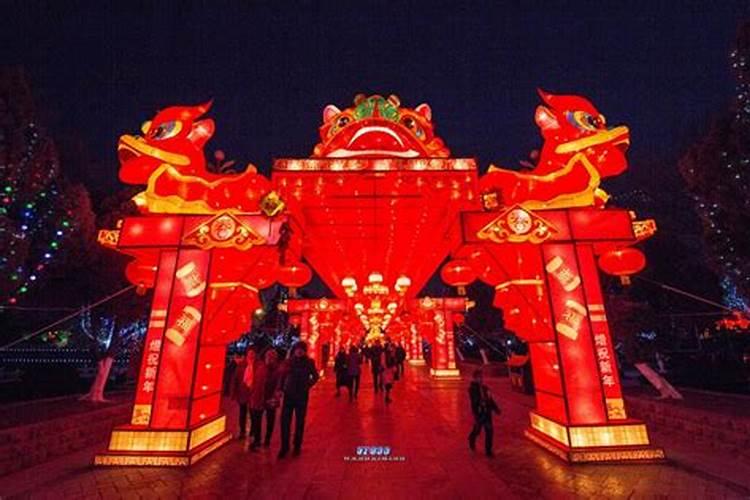 中国八大传统节日的时间和风俗是什么？
