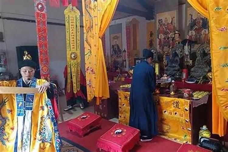 ...明年是我老公的本命年,请问我们明年能结婚吗？