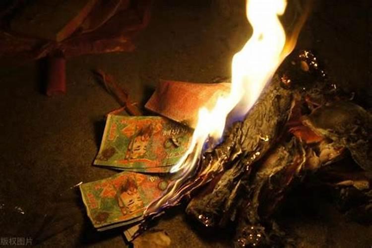 农历七月十五是“鬼节”,在这一天都有哪些禁忌？