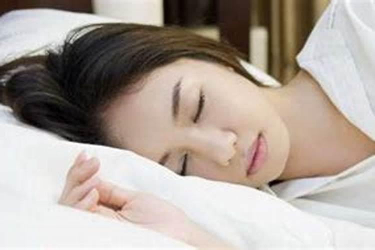 女人梦见好多陌生人来自己家