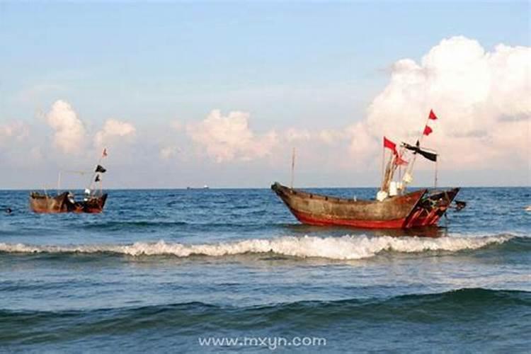梦见大海波涛汹涌是什么意思？