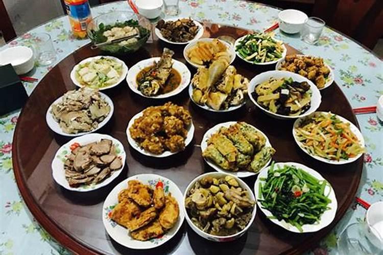 中元节上坟做哪些饭菜 中元节上坟做什么饭菜