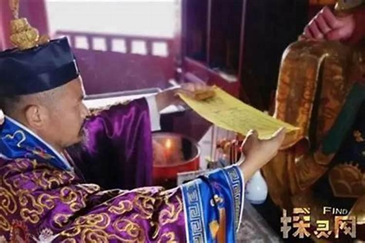 梦见爱人和别人暧昧是什么意思 梦见爱人和别人暧昧的含义