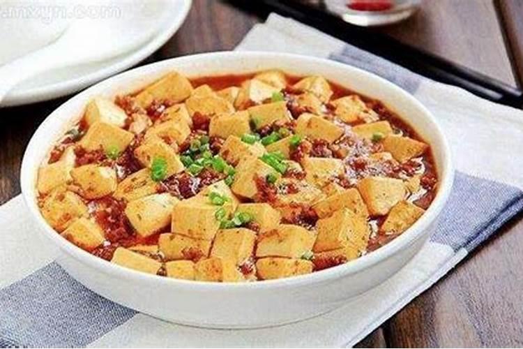 做梦梦到吃臭豆腐怎么回事