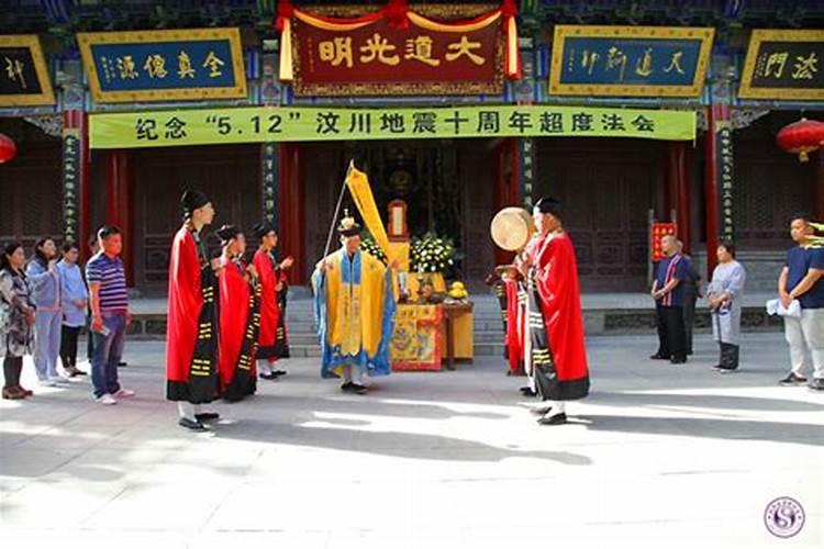...农村,三天,一般是花在那些项目上,越明细越好,谢谢!