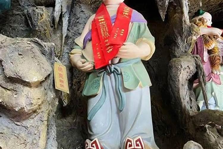 1966年属马犯太岁的年份属马人如何化解犯太岁？