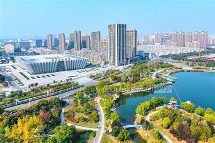 亳州18层的小高层楼群,楼间距56米,买4楼的话采光怎么样？