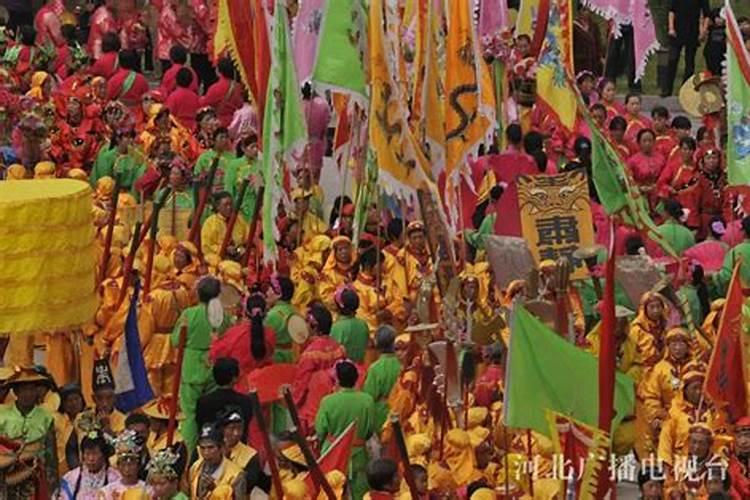 八字看夫妻感情,八字怎么看夫妻感情好不好
