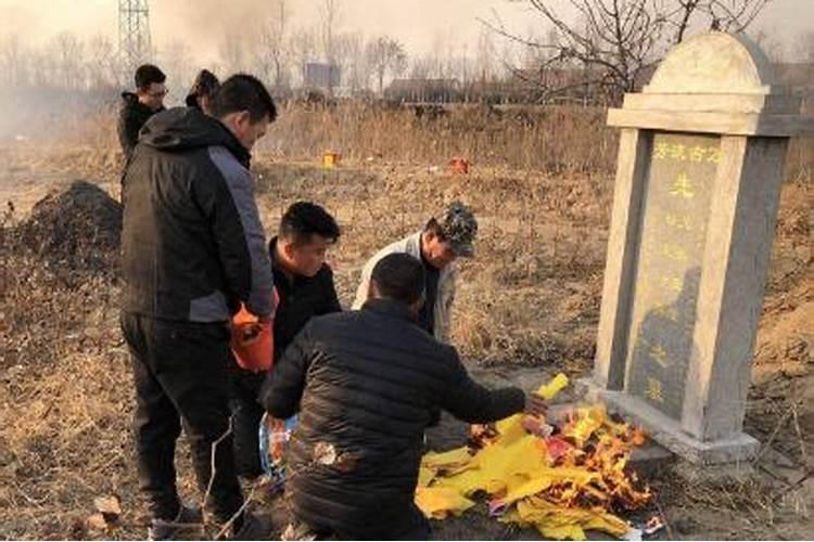 属虎的本命年佩戴什么好 属虎的本命年可以戴什么