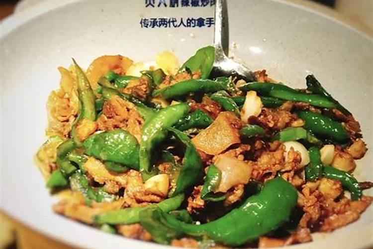 请大师帮忙解答 婚姻 事业 磨难 请庙里的 道士做个法师很管用吗...