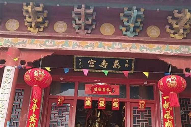 少数民族有哪些传统节日和节日的服装