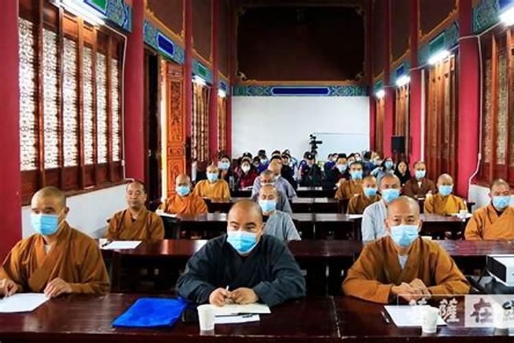 泥鳅钻豆腐这道菜怎么完成？