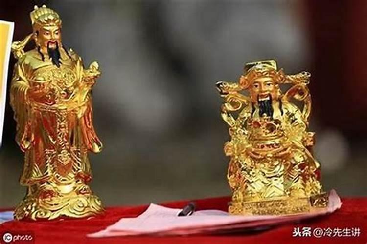 算卦的都说我跟我老公过不到最后,会离婚的,一次没感觉,可是最少三个...