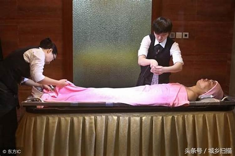 梦见给死人入殓什么意思？