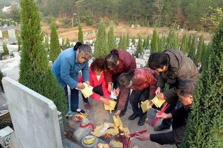 今年冬至扫墓要预约吗 冬至扫墓时间有什么讲究