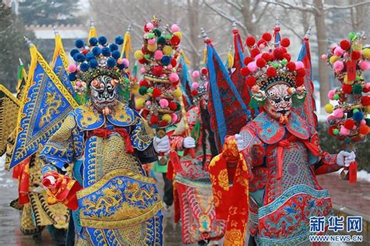 300字各地过年习俗简介
