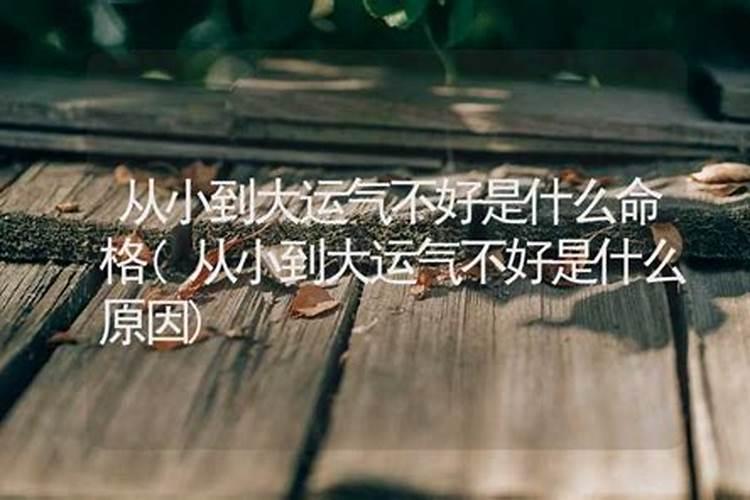 冬天皮肤瘙痒两腿有皮屑越挠越痒