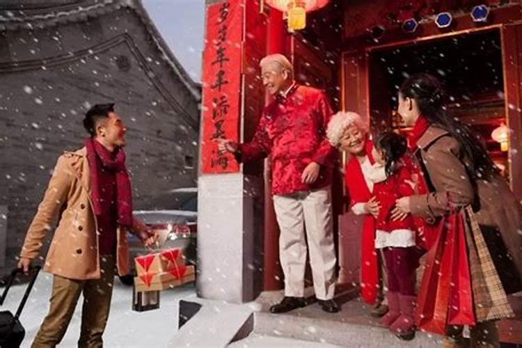2025属蛇的全年运势运程 属蛇人2025年每月运势