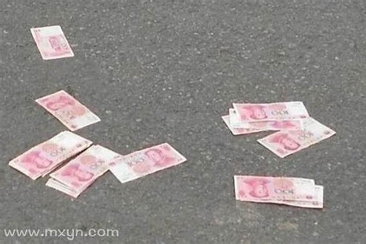 梦见以前住过的房子倒塌