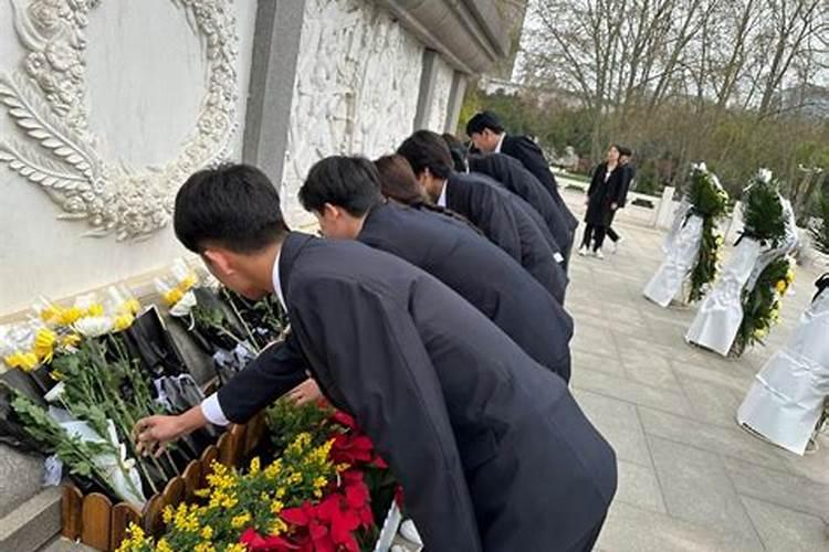 梦见老娘死了的预兆