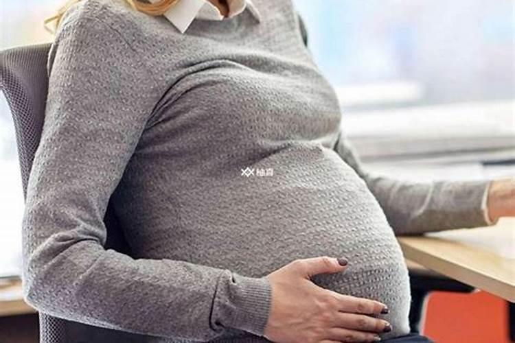 梦见妹妹抱着我哭是什么意思