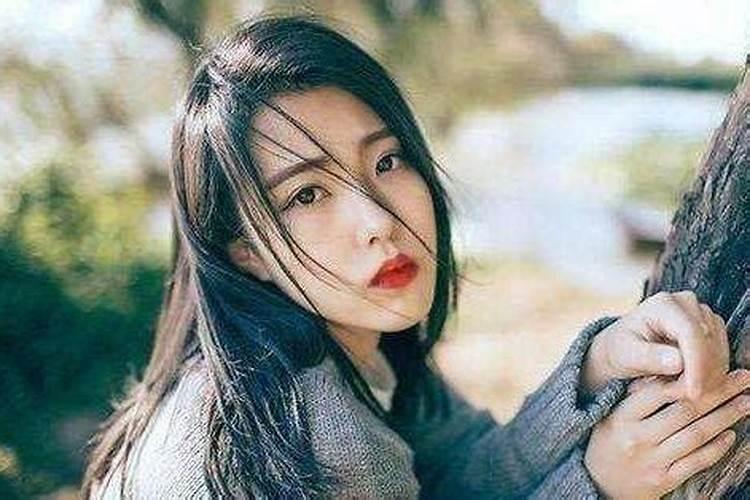 梦见女朋友说不爱我