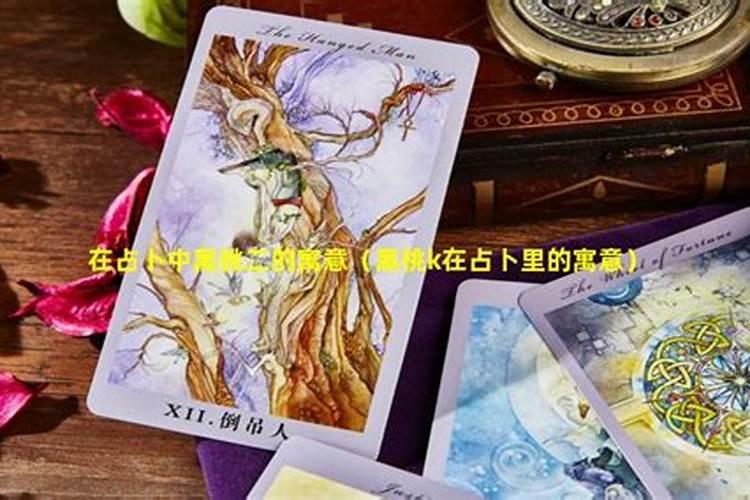 给"衣"、"爱"、"斗"、"它"字加偏旁组成新字