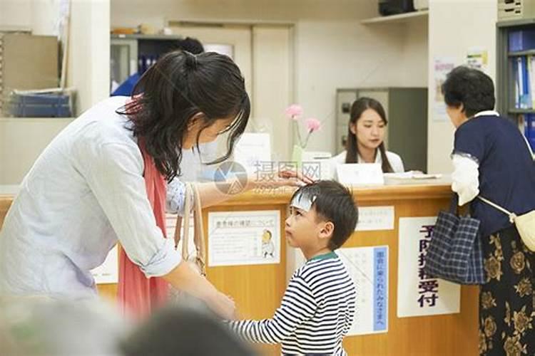 初一十五如何供奉财神