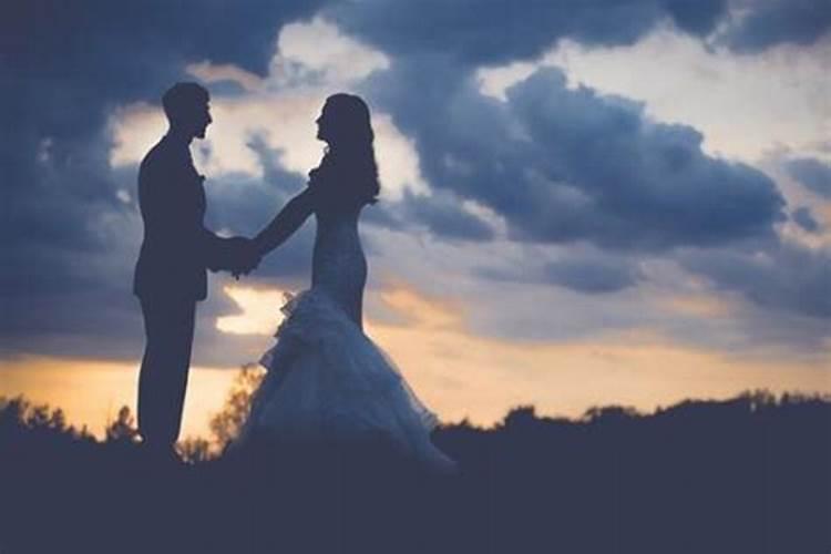 夫妻关系冷淡怎么办？怎么经营婚姻生活？
