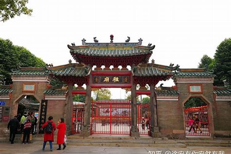大庙烧香小庙烧