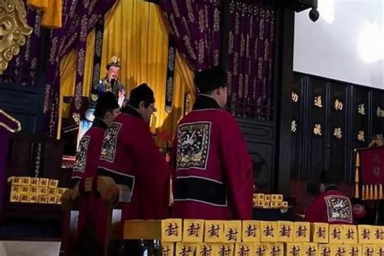 梦见老公背叛自己而哭醒的预兆