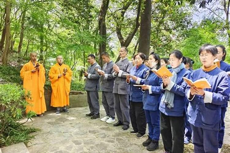 石榴木命人 财运最佳吉利方位