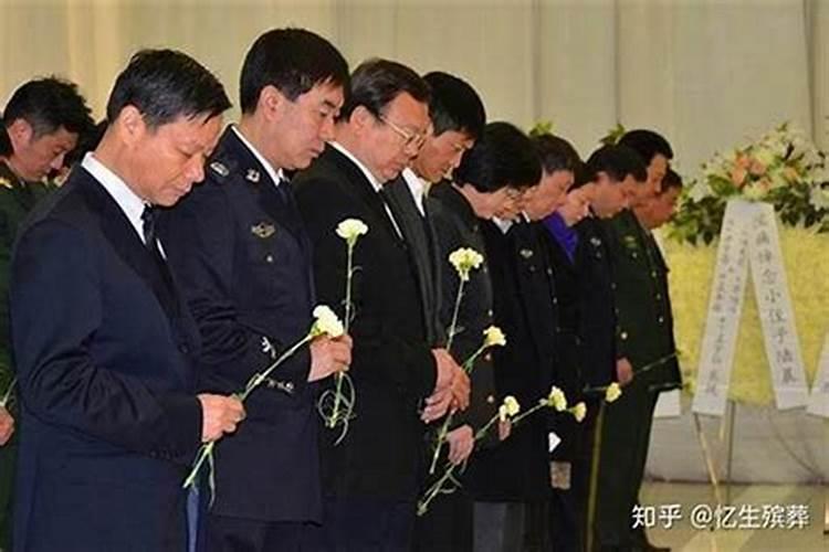 梦见前妻回老家