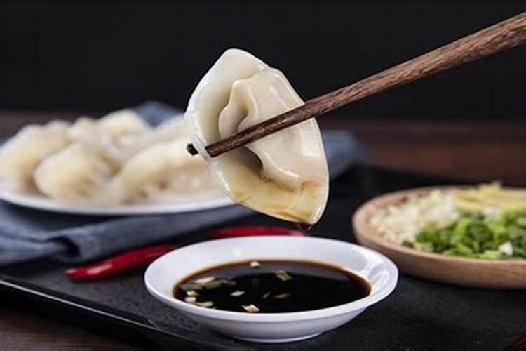 八宝粥由那些东西组成的
