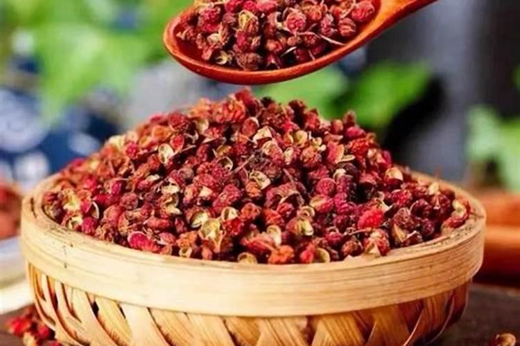 夏至吃什么风俗食物(夏至不只祭神祀祖,还有这些饮食习俗)