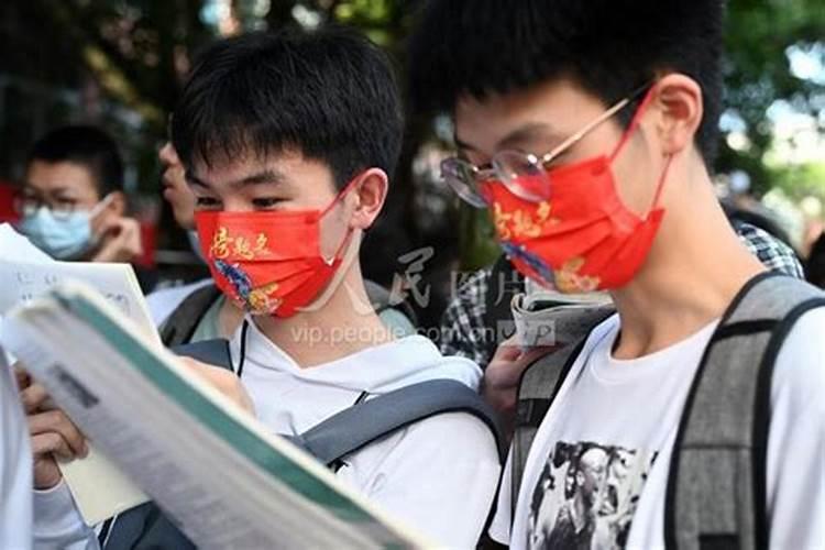 八字合婚的主要要素有哪些？