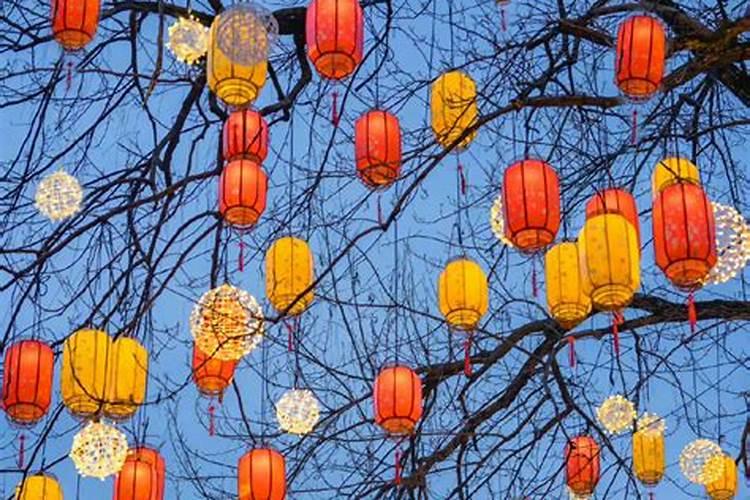 元宵节放灯的寓意是什么？